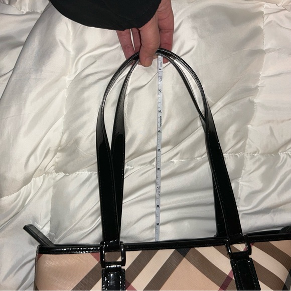 Authentic Burberry nova check tote bag - Picture 9 of 9